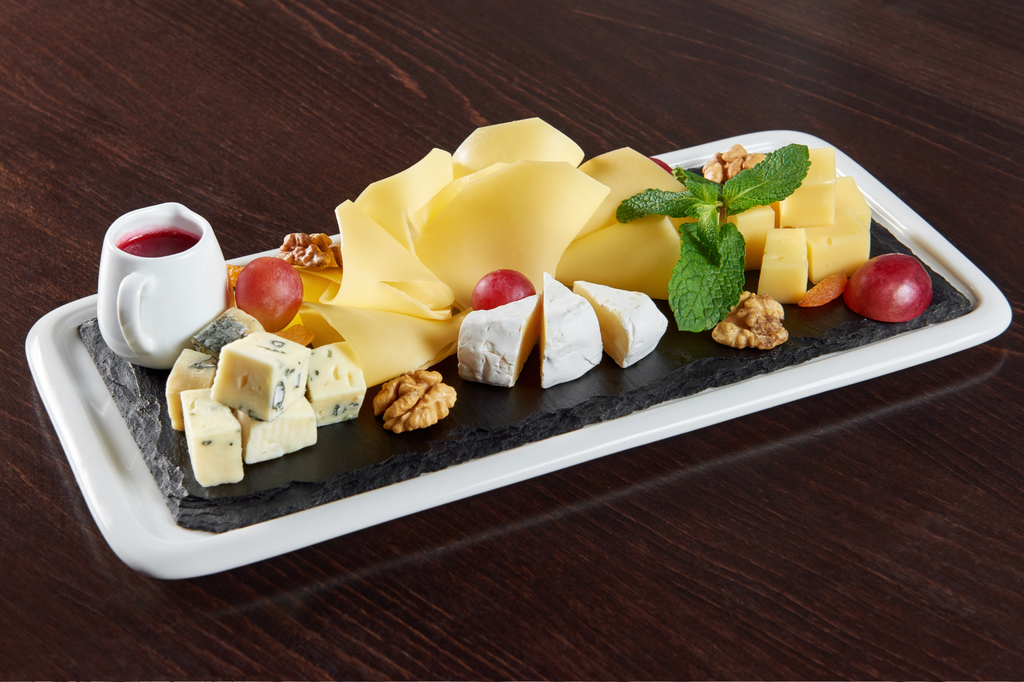Antipasti estivi con i formaggi
