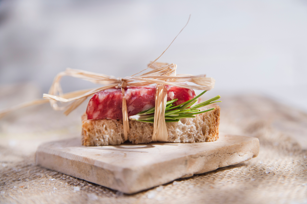 Ricetta crostini con salame morbido spalmabile